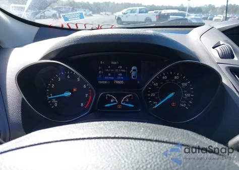 2017 Ford Escape S z USA, uszkodzony, nr VIN 1FMCU0F7XHUD67770